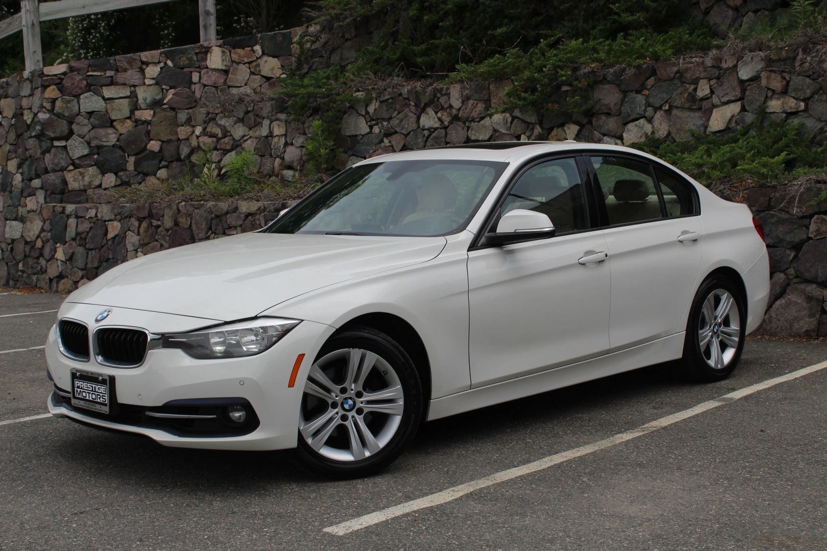 bmw 3 series 2016 WBA8E3C51GK500533 image bmw 3 series 2016 WBA8E3C51GK500533 image